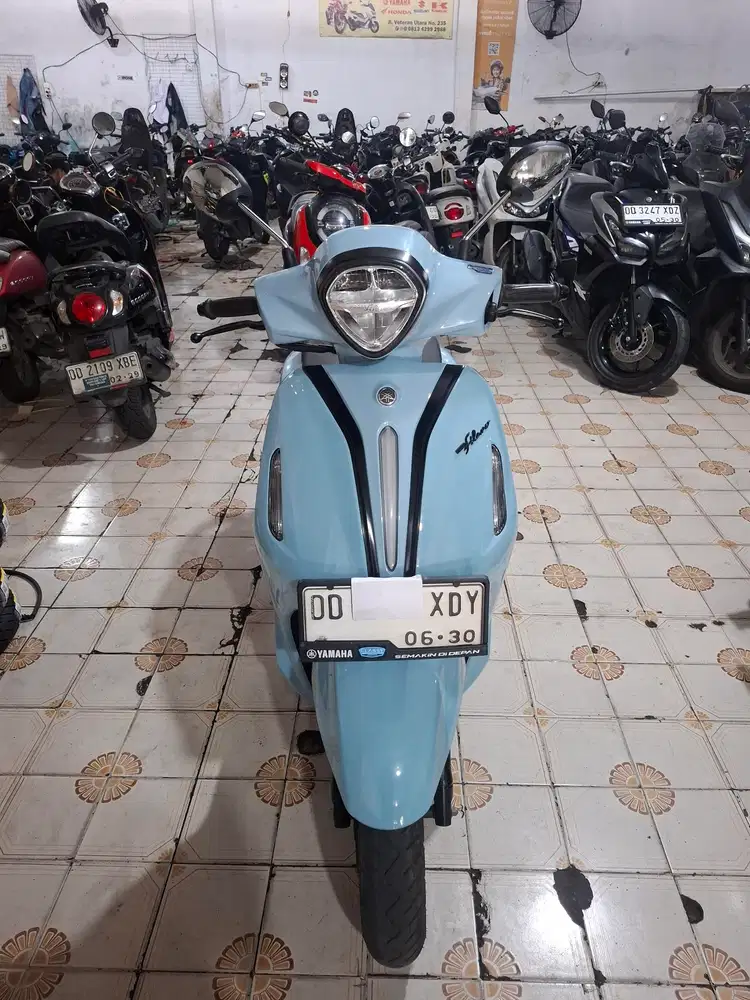 Yamaha filano 2025 biru