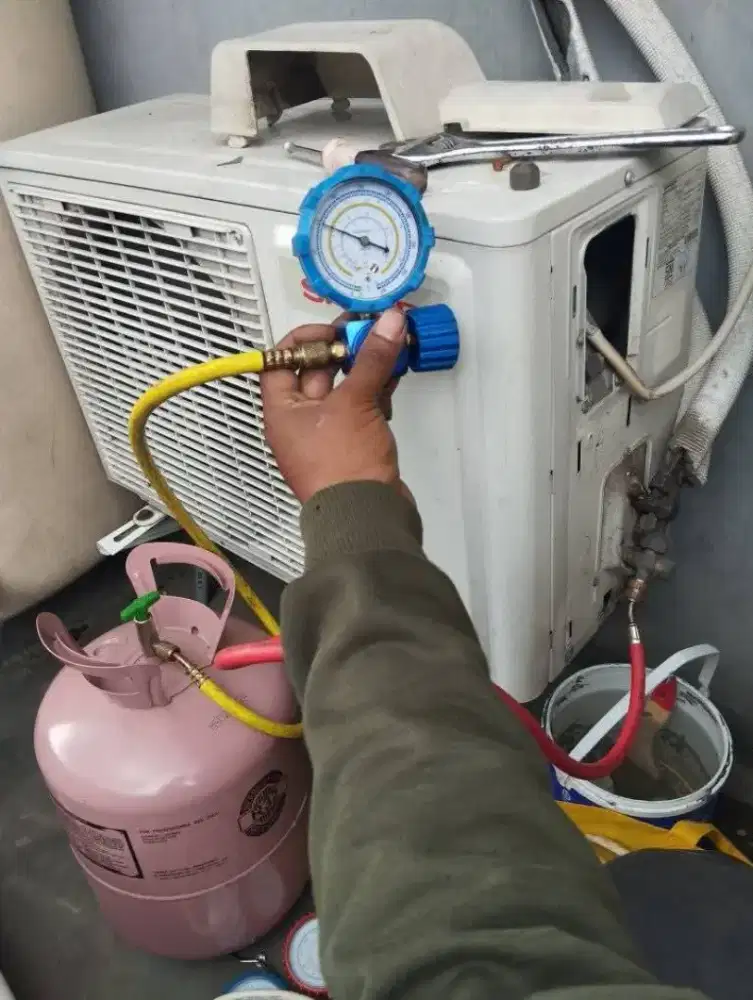 Service ac panas. Ac mati. Ac bocor service kulkas pompa air