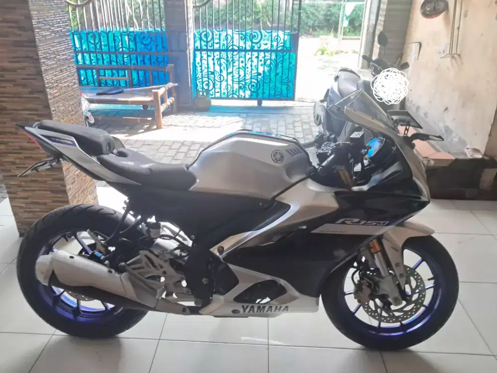 Yamaha R15M ABS CONNECTED LOW KM
