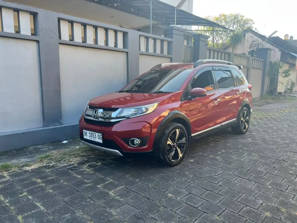 Honda BR-V E 2016 matic,bensin