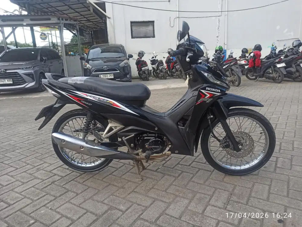 Honda Revo Fit Tahun 2016 Surat Komplit