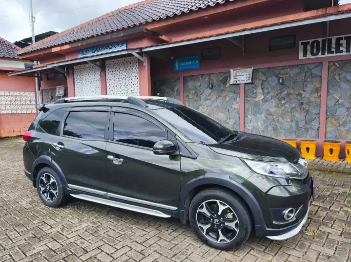 Honda BR-V 2017 Bensin