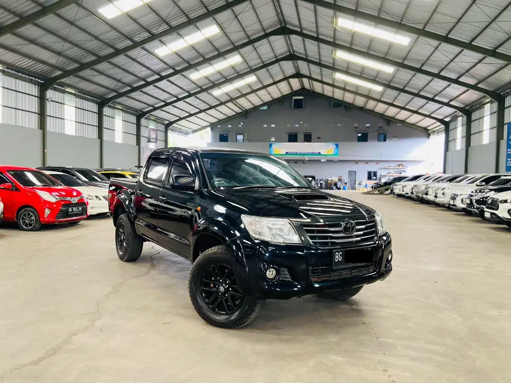 Toyota Hilux G DC 4X4 2011 / 2012 MT Manual, Sangat terawat