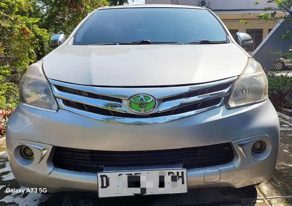 Jual santai mobil kesayangan Avanza G manual 2013/2014 airbag ac dobel