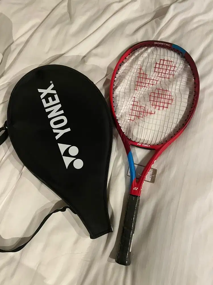 Yonex vcore tennis