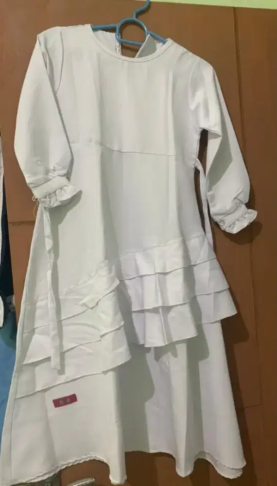 Baju muslim anak perempuan