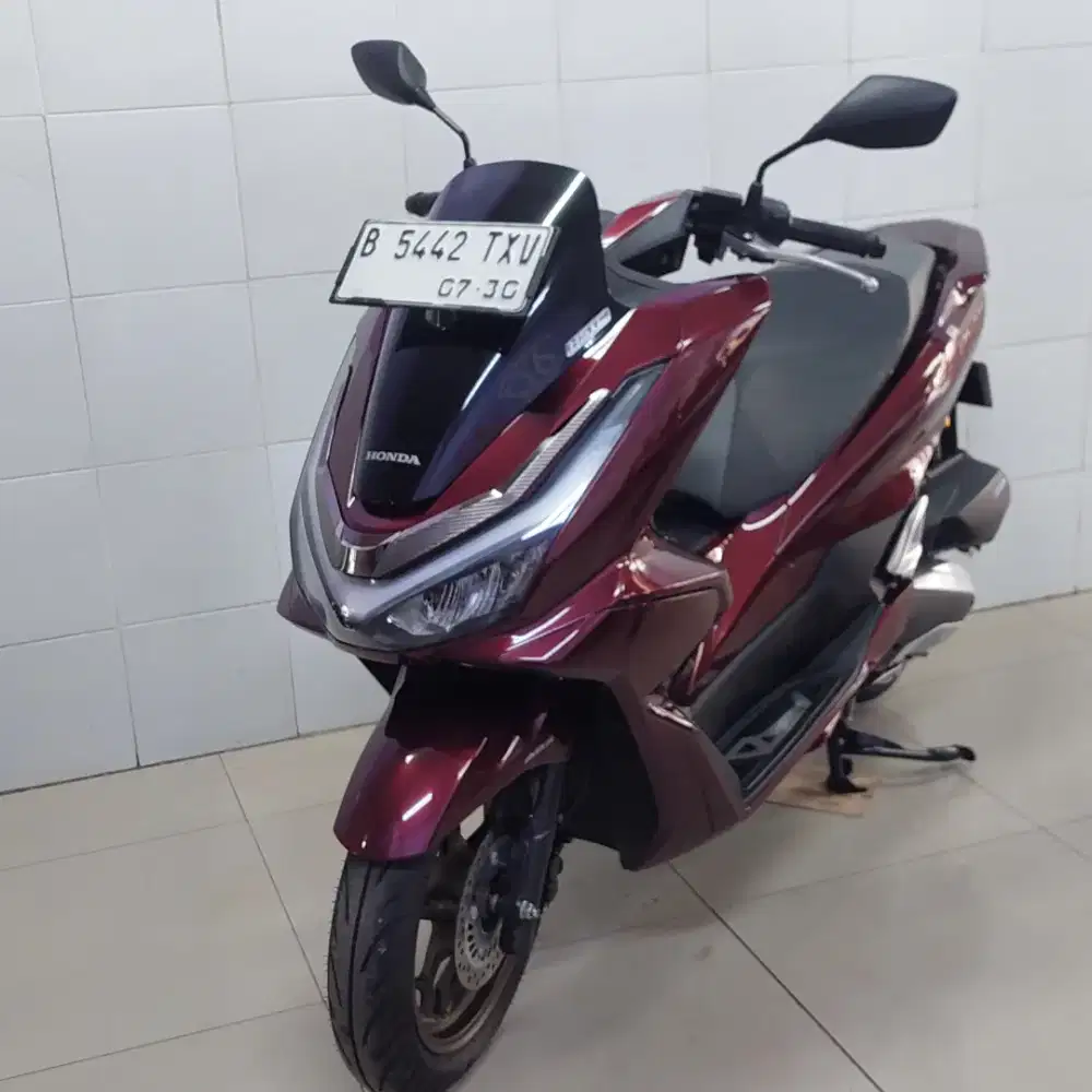 Honda pcx 160 roadsync 2025 dp 2 juta