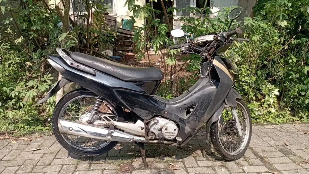 Kharisma Pemakaian Harian