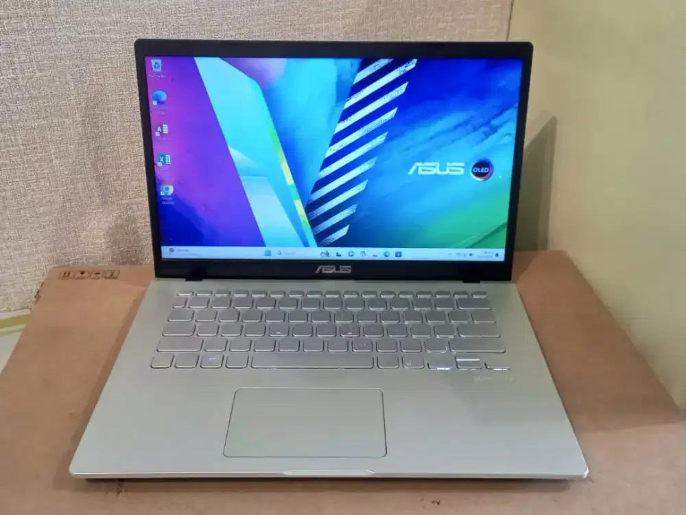 Asus Vivobook X409JB,Dual VGA, Inel core i3 gen 10,Ram 8/512 gb