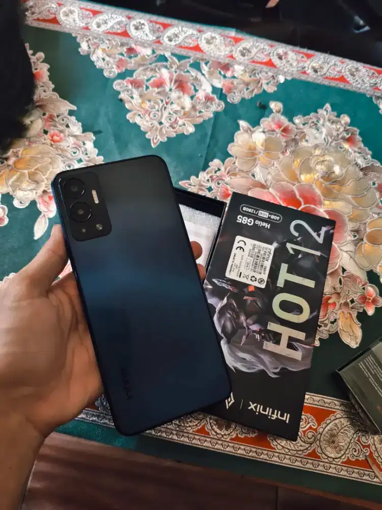 Infinix hot12 6+5/128