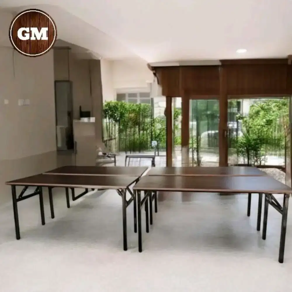 Meja Lipat IBM Ukuran Sedang