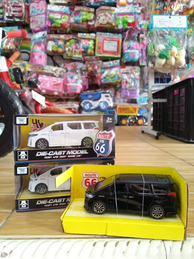 mainan anak diecast alphard