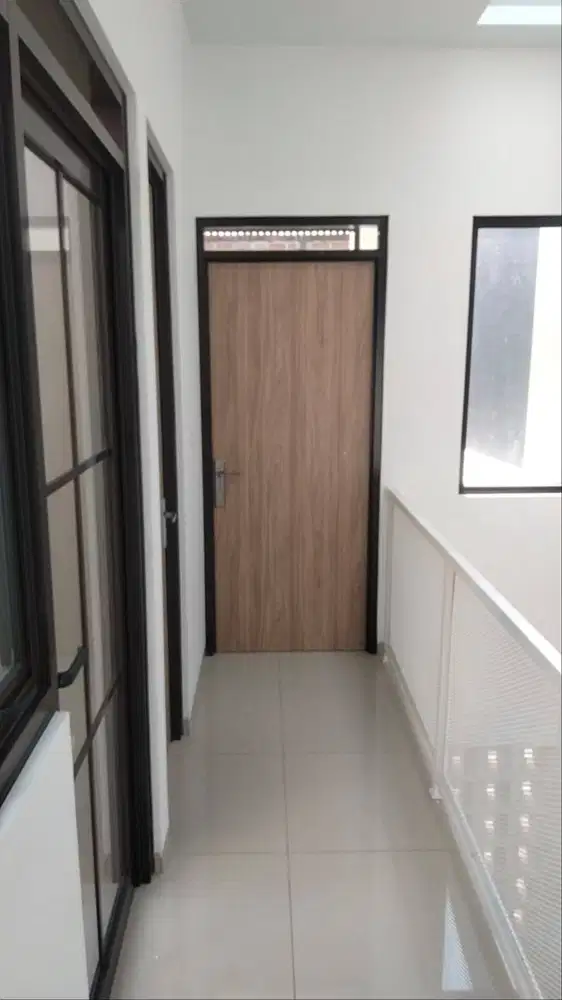 Dijual Rumah Baru Minimalis di Taman Kopo Indah 3