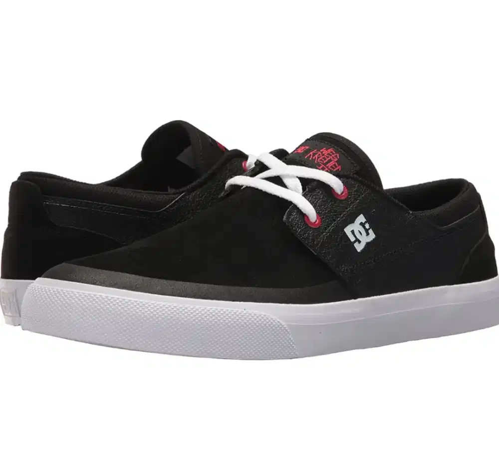 Sepatu DC Original Black