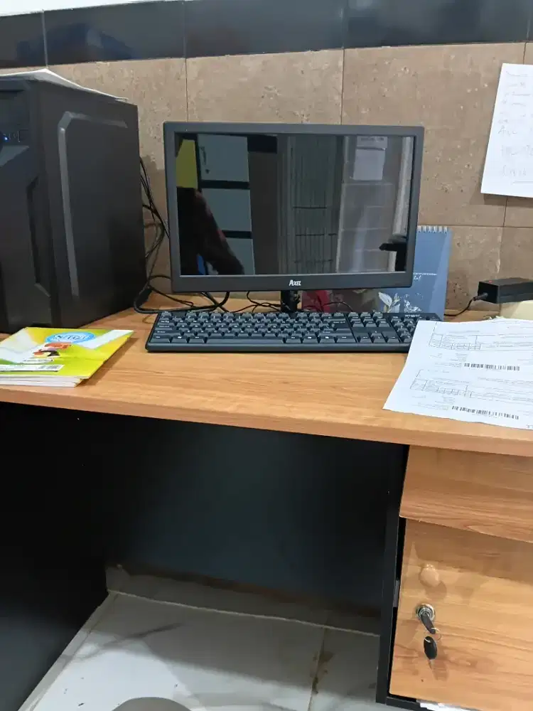 Admin delivery. Dan gudang