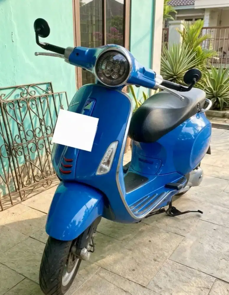 Vespa Primavera 2015 low Km
