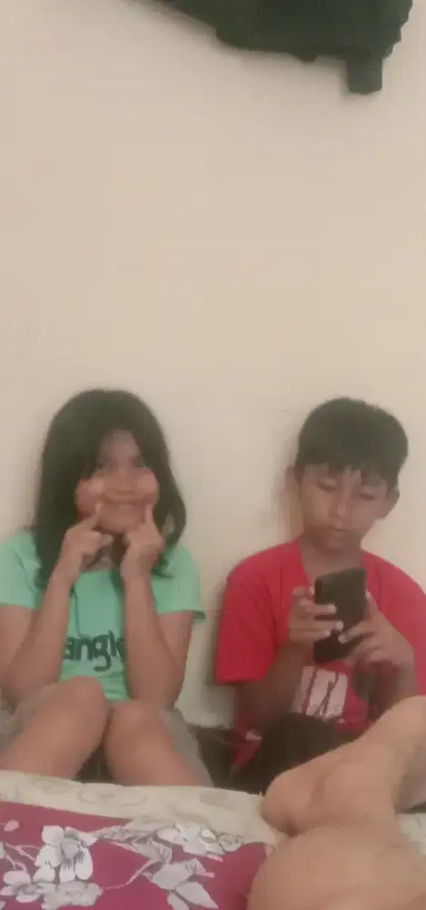 Mencari pekerjaan supir.