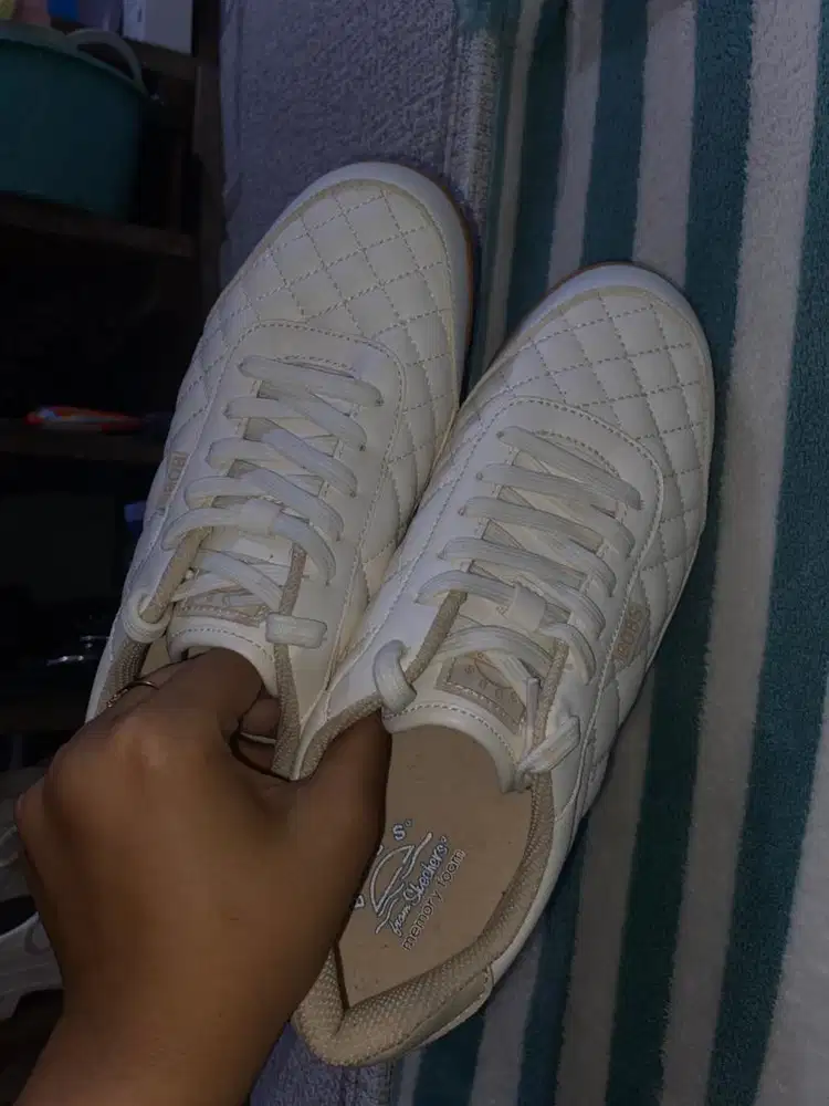 sepatu skechers bobs