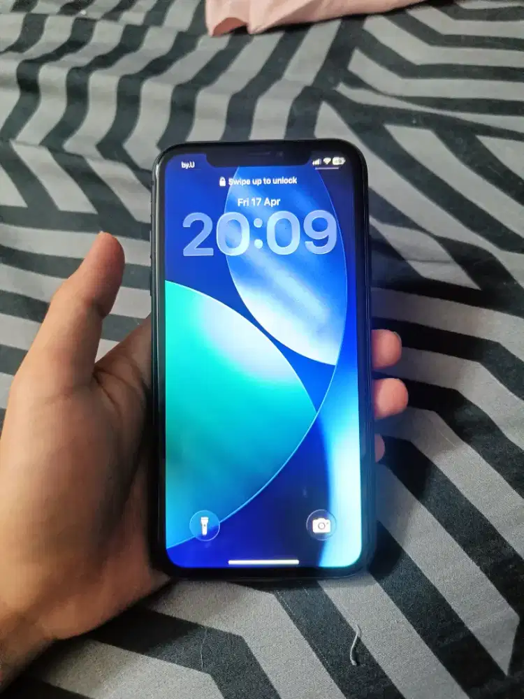 iPhone 11 128gb ibox