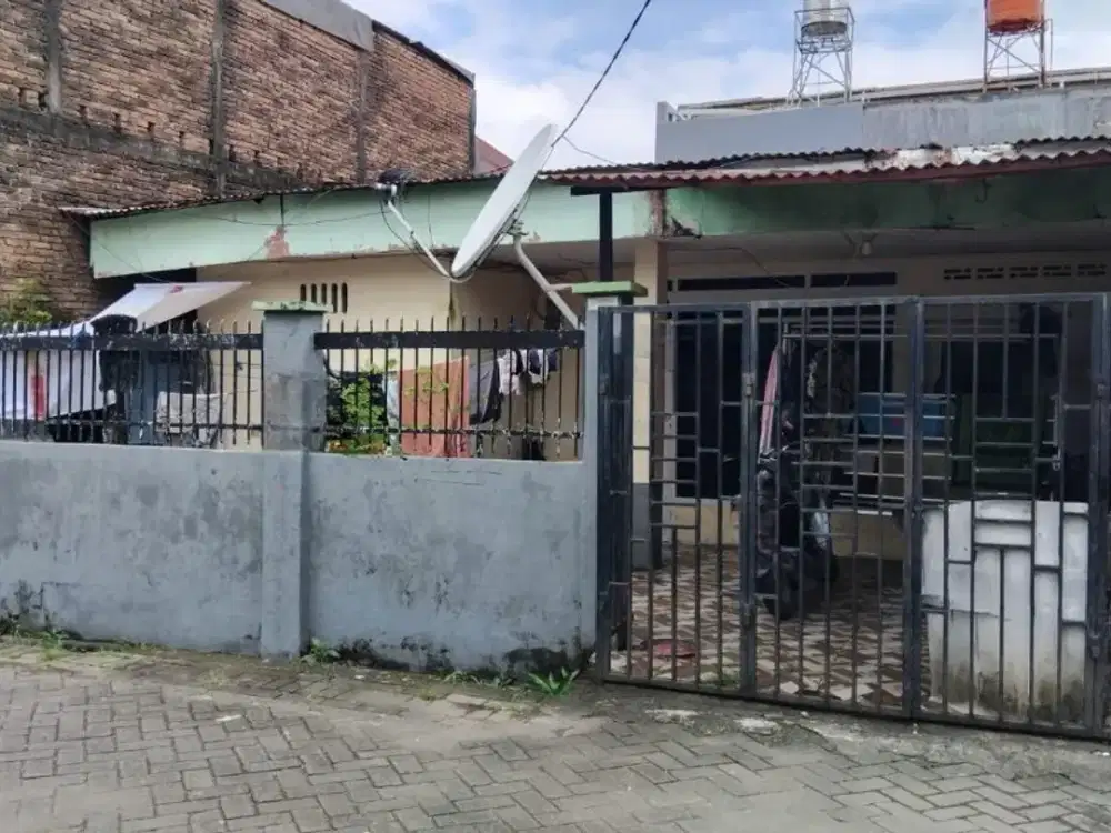 Dijual Rumah Makassar sekitar Jalan Opu Daeng Risadju, Jl Tanjung Bira, Jl Tanjung Alang