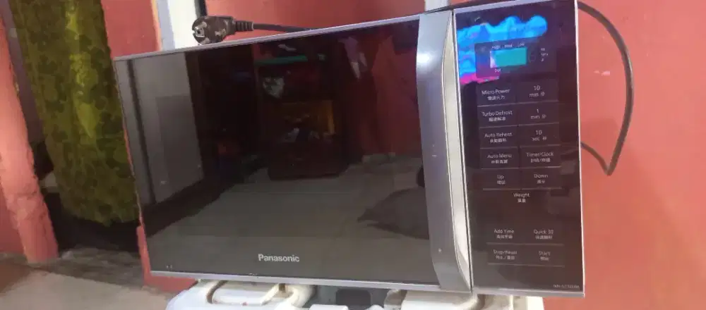 Microwave panasonic NN-ST32HM
