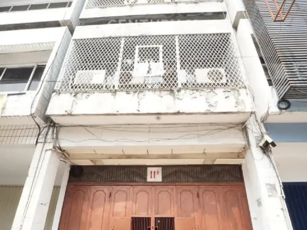 Ruko Bagus Di Jl Hasyim Ashari, Jak Pus Sederet Dengan Bank