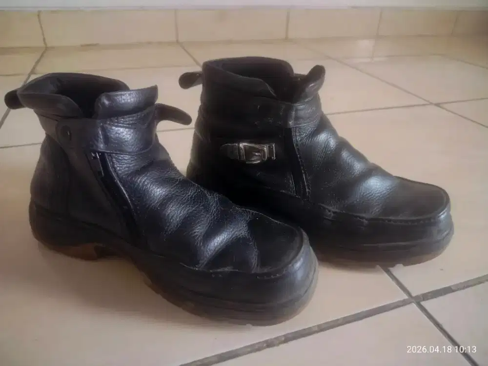 Sepatu buccheri