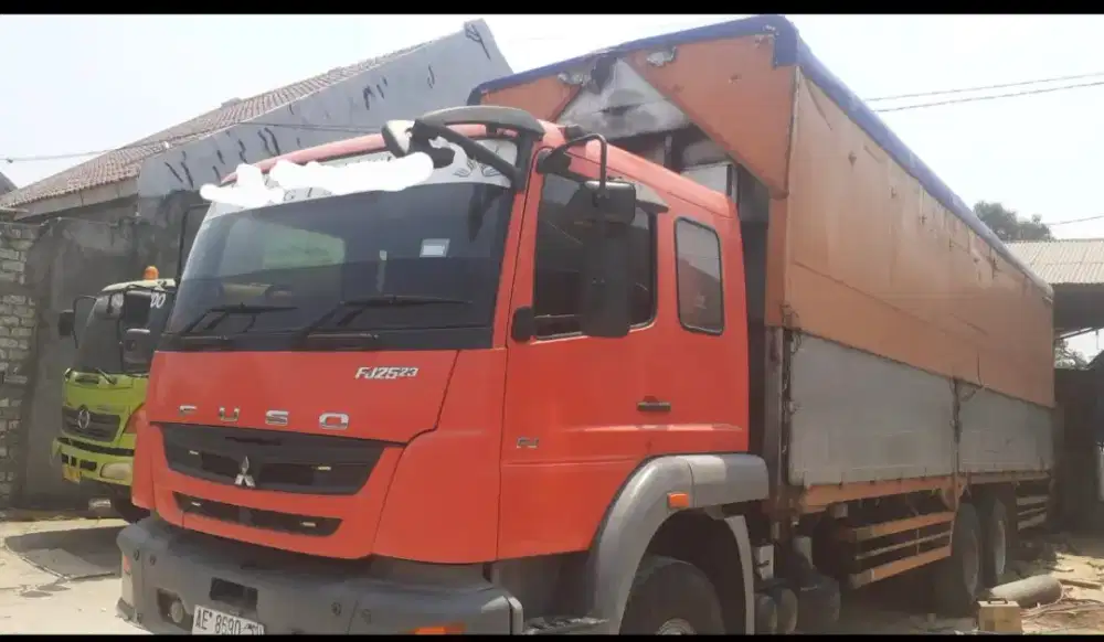 Mitsubishi fj wingbok