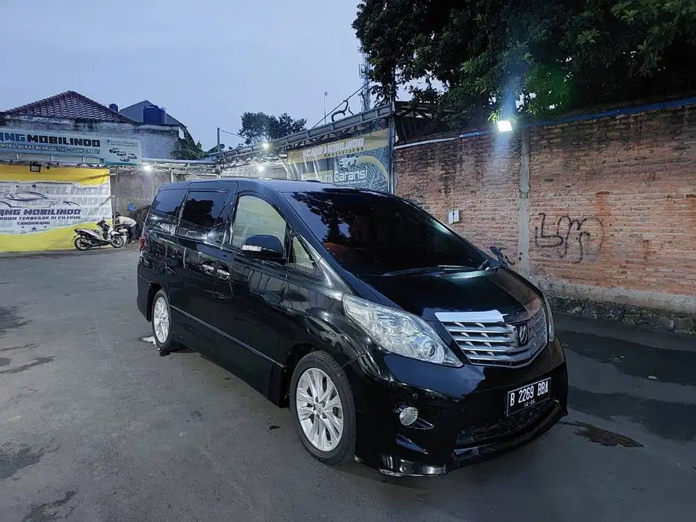 ALPHARD S 2.4 MATIC 2011