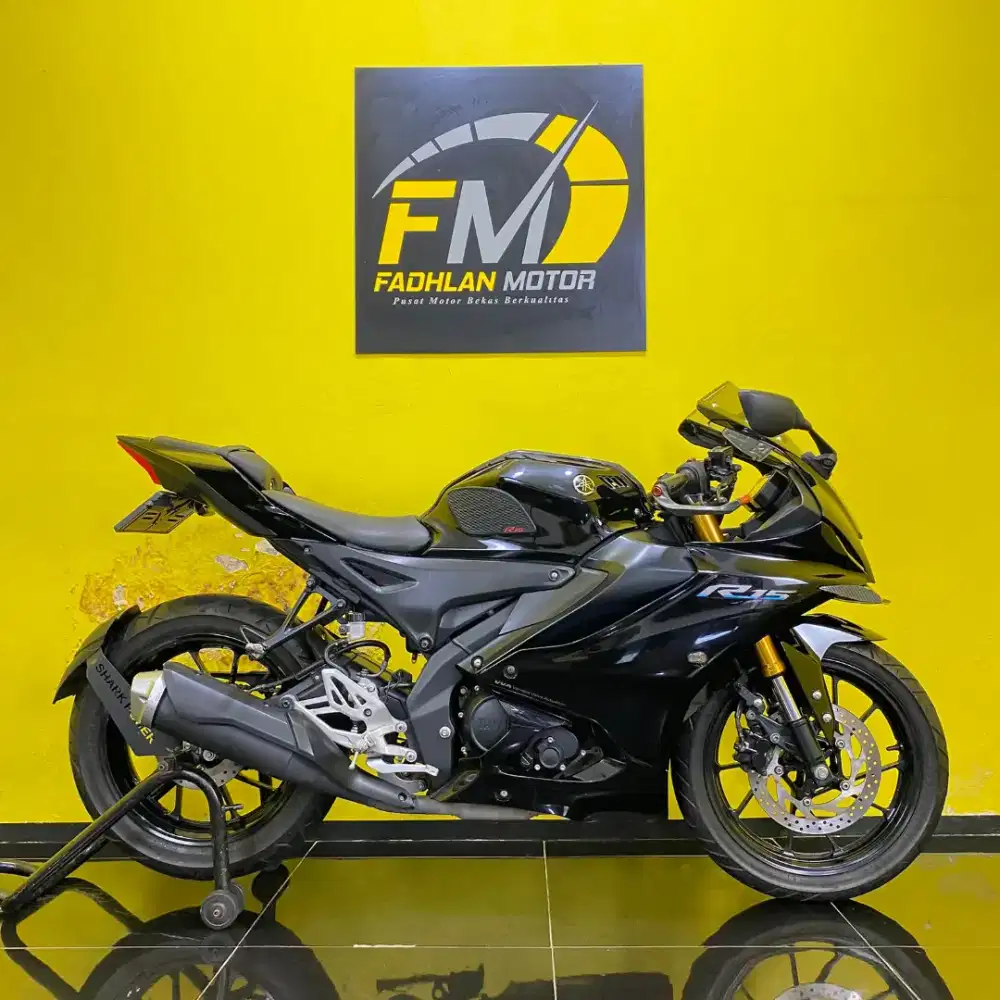 Yamaha R15 V4 Tahun 2022 Gress siap pakai km low