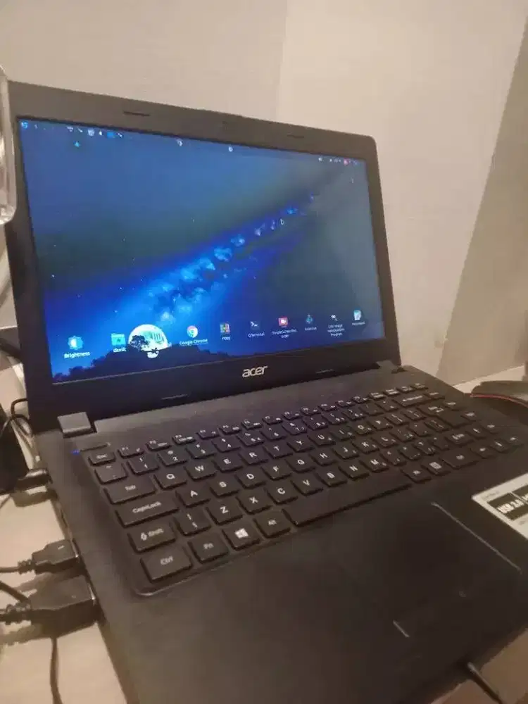 Laptop Acer 14 Inch bonus Mouse + Headset net 500rb