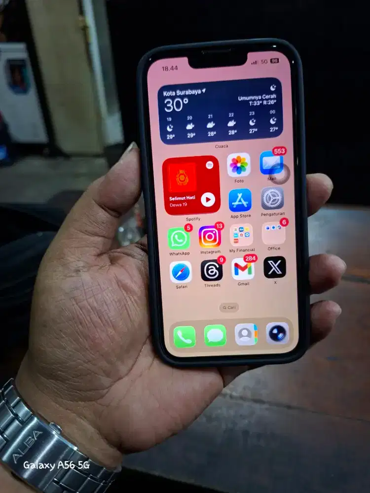 Iphone Resmi Ibox 13 128Gb Fullset