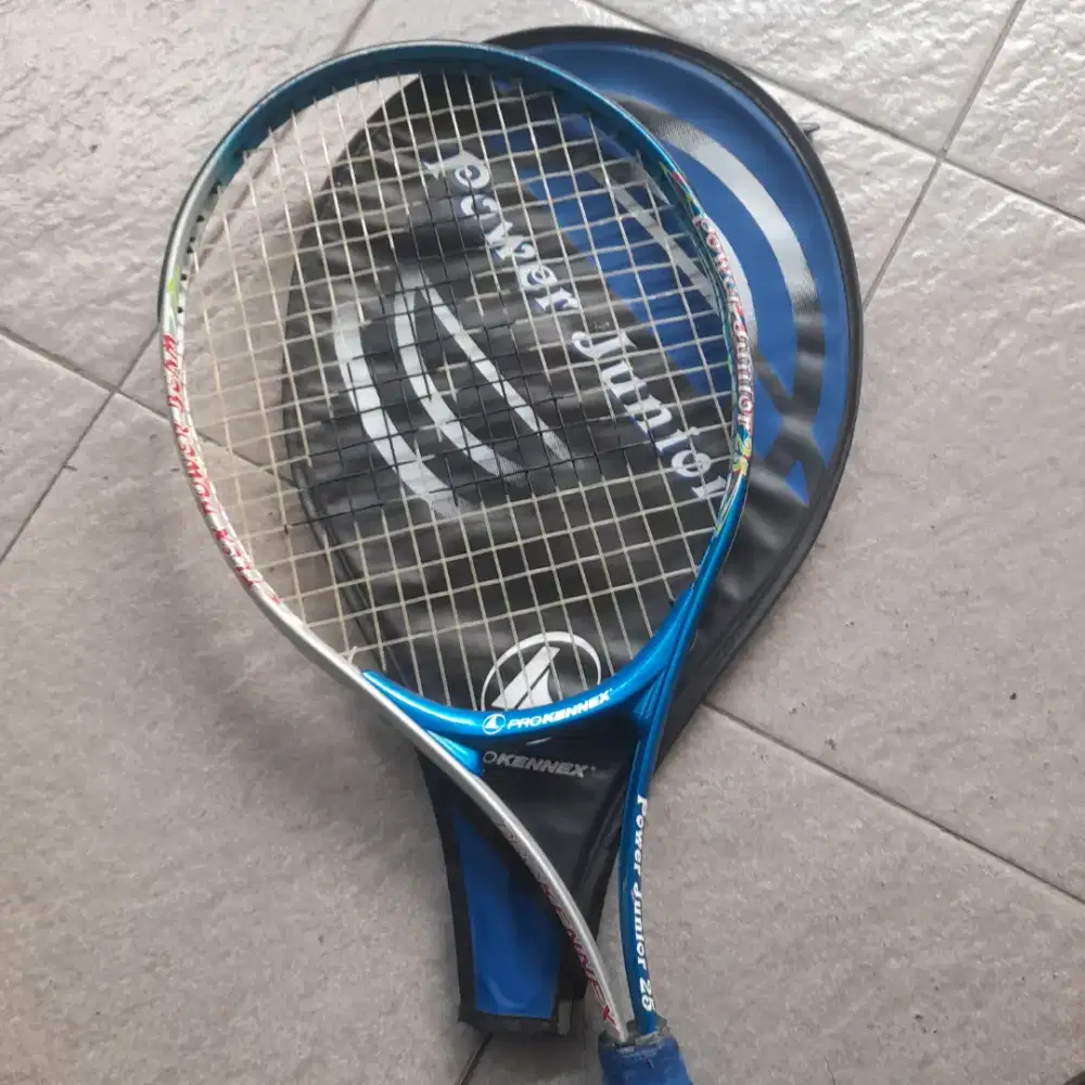 Raket tennis prokennex