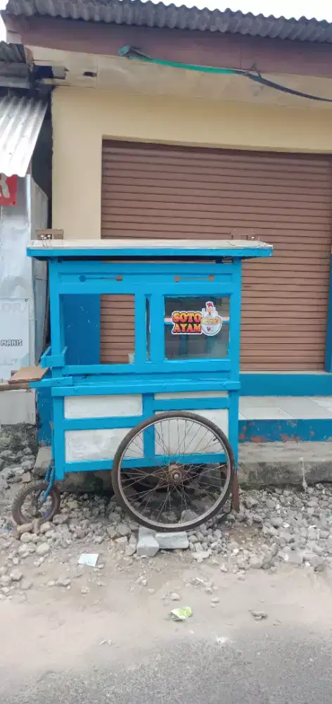Posting ulang jual gerobak buat soto bakso juga cocok masih bagus