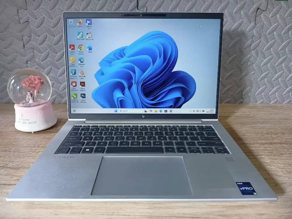 Laptop Hp elitbook G8 core i5 Gen 13 16Gb 256Gb

Garansi 2027