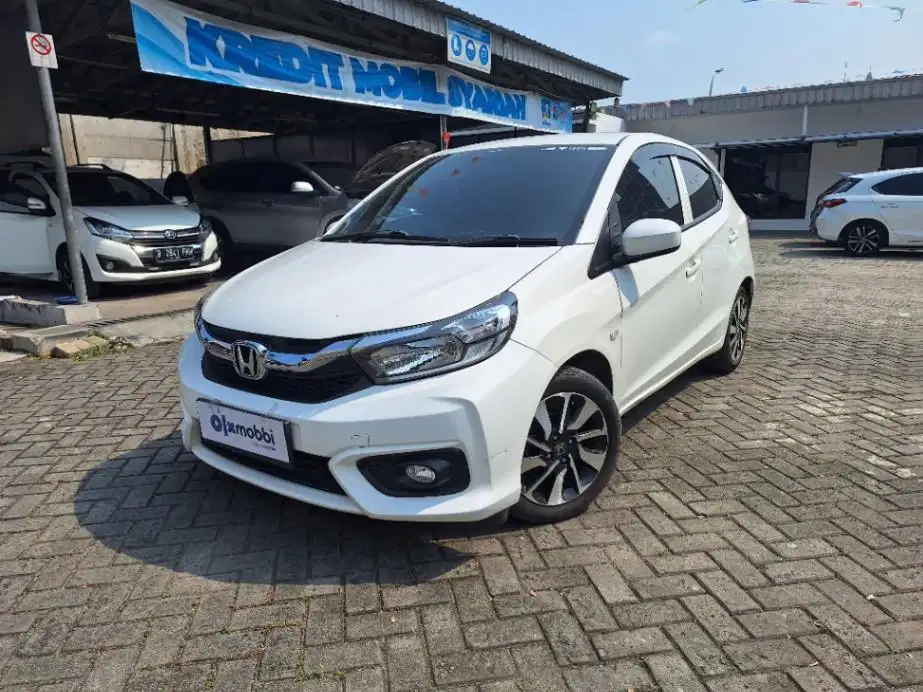 DP MURAH Honda Brio Satya 1.2 New E Bensin-AT 2018 Putih CVBTD