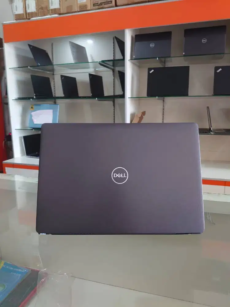 Dell Latitude 5300
