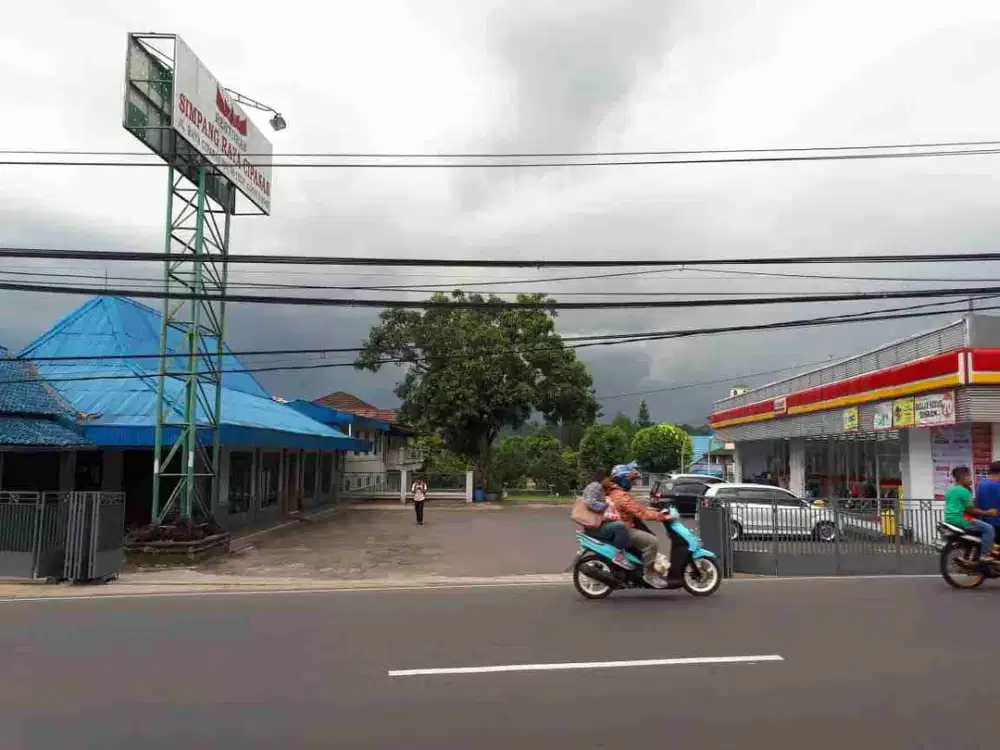 Eks Restoran Simpang Raya Cipanas