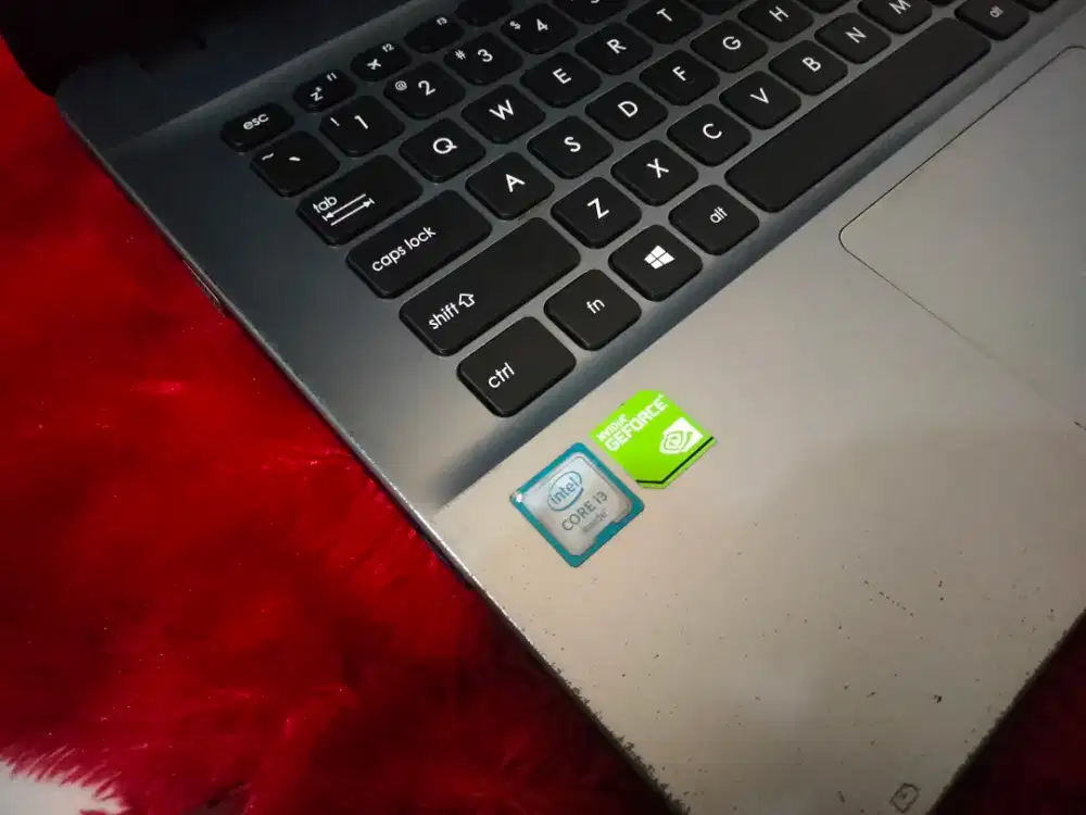 Laptop keren Asus X441BA/AMD A9-9425/RAM 4GB/HDD 1TB/VGA AMD RADEON R5