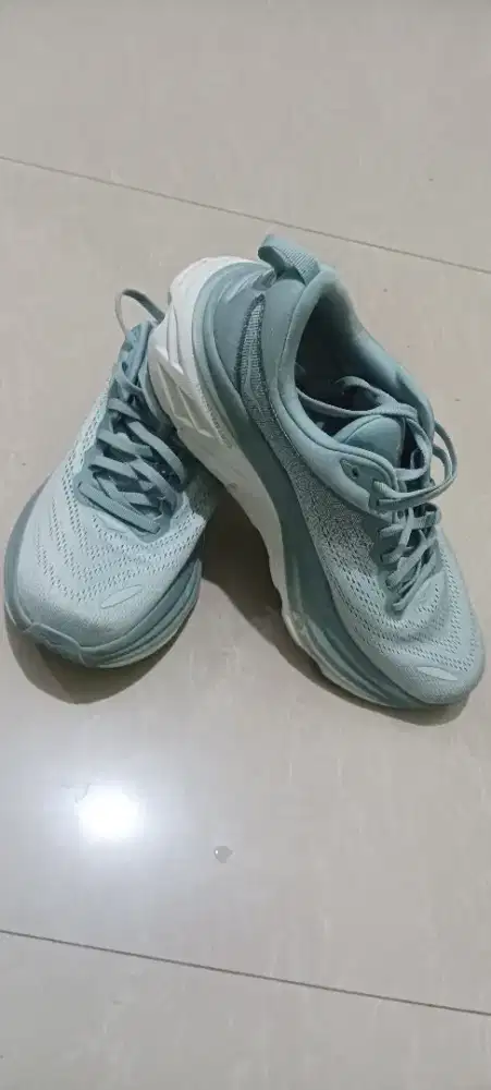 Sepatu Hoka size 43