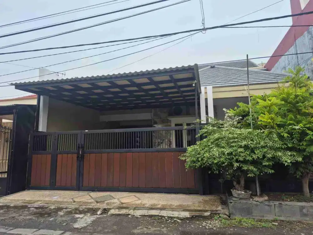 Dijual murah  via lelang rumah di griya Kebraon manis selatan Surabaya