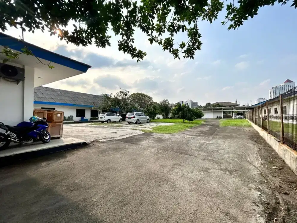 Lahan Komersial 9000m²+ visibilitas tinggi di Tebet Jaksel DM-17845