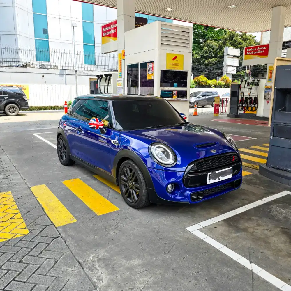 Mini Cooper S lci 2020 odo 11rb record