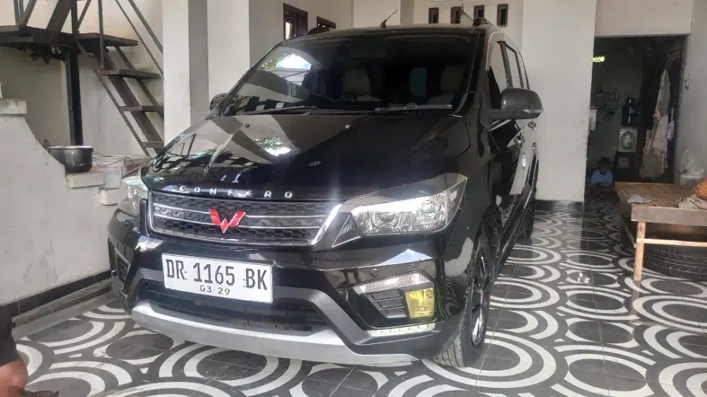 WULING CONFERO S 1.5 LUX 2018