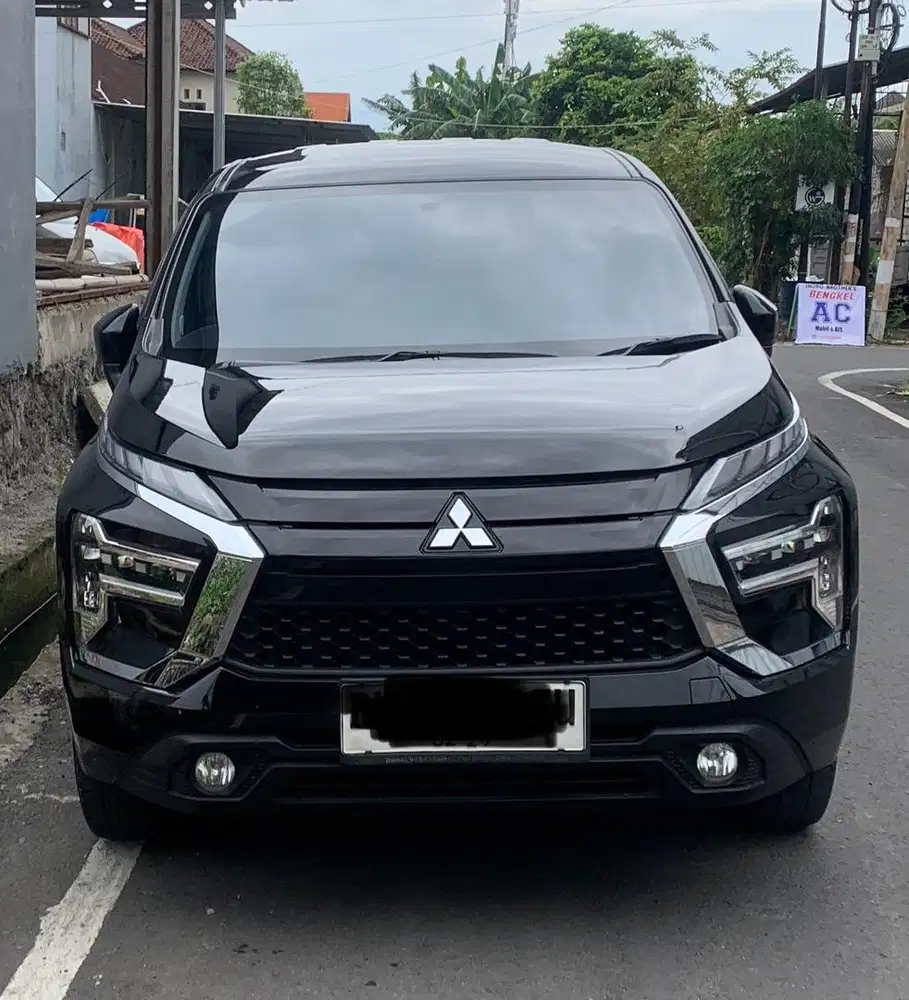 Mitsubishi Xpander Exceed 2023 (Pemakaian 2024)–Istimewa, Siap Pakai!