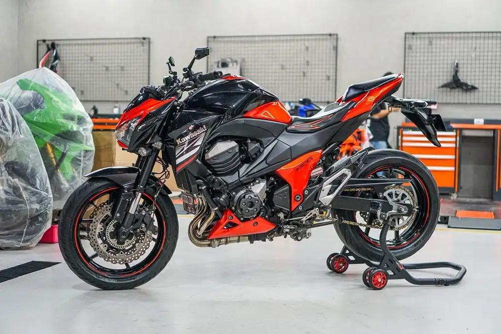 Jual Cepat Kawasaki Z800 tahun 2013 Istimewa Fullspec