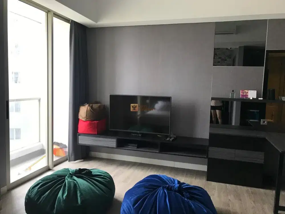 Industrial Modern Cozy, Disewakan 2BR (Convert 1BR) Taman Anggrek Residences, Dekat Central Park Mall & Central Park Mall 2