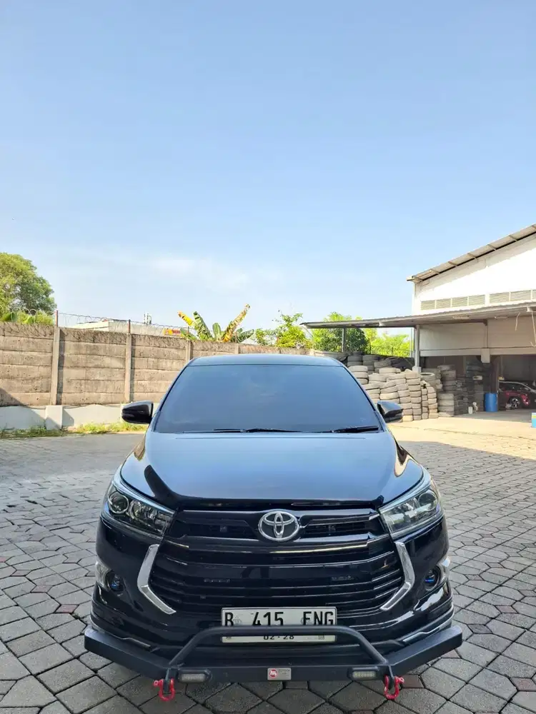 Innova venturer 2019 bensin matic. Km 123rb antik
