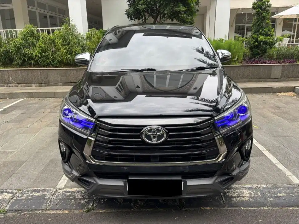 TOYOTA INOVA VENTURER AT DIESEL 2021