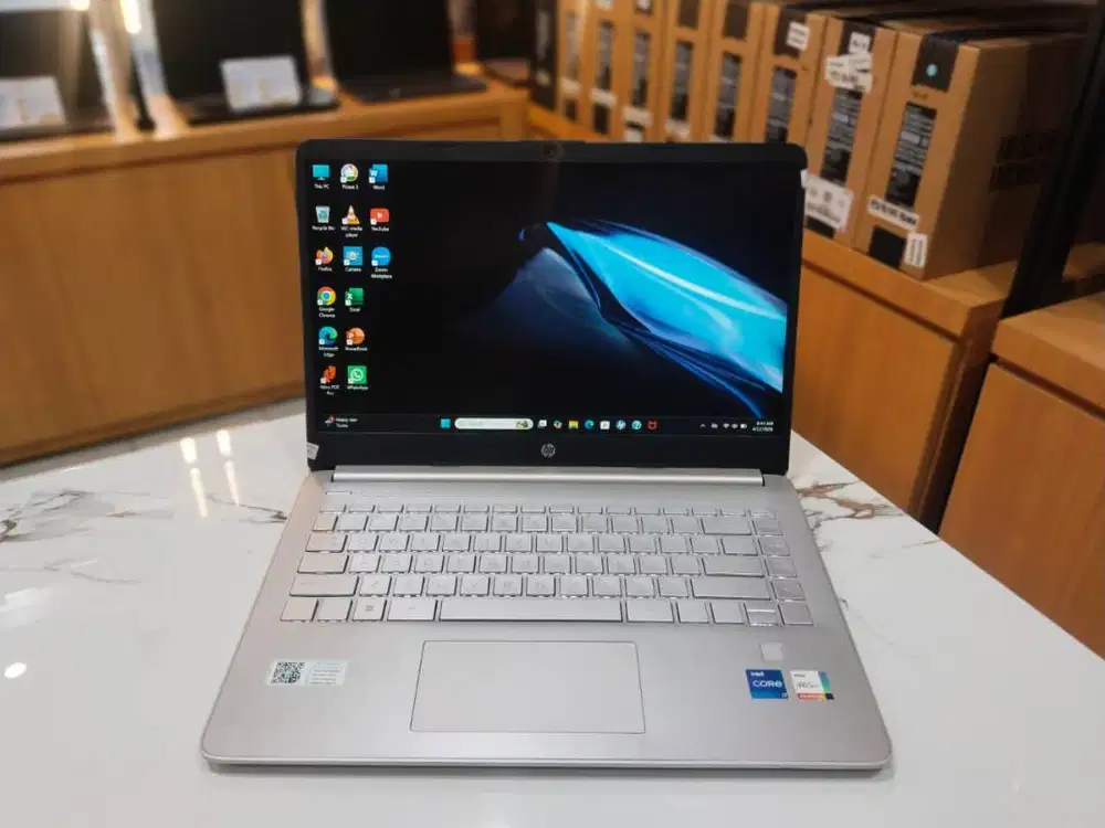 HP 14S-DQ5155TU CORE I7-1255U/RAM 16GB/SSD 512GB/GARANSI 27-06-2026